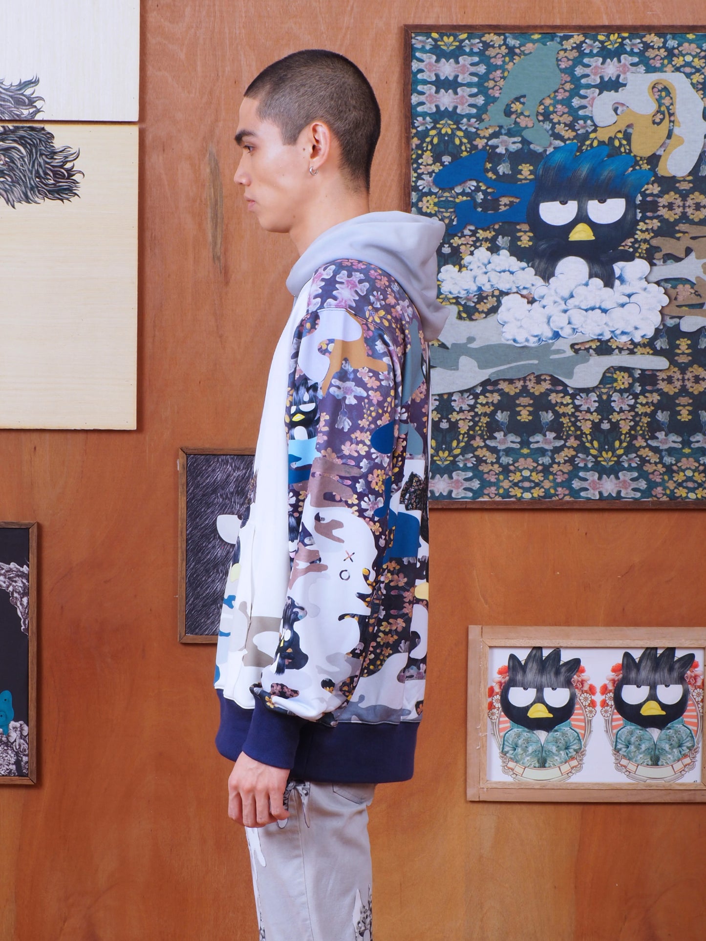 เสื้อฮู้ดลายพราง BADTZ-MARU