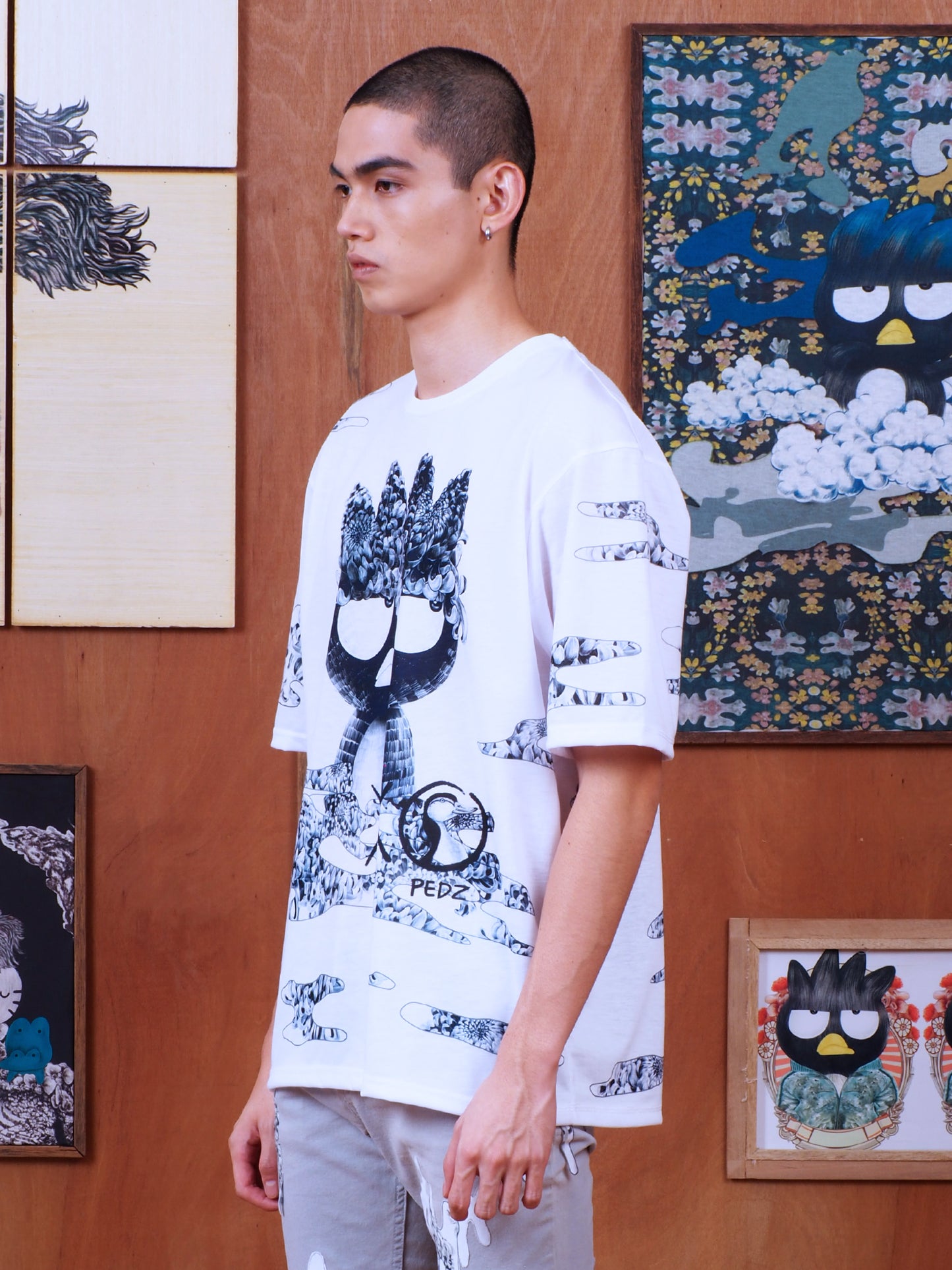 WHITE XO  CHRYSANTHEMUM T-SHIRT