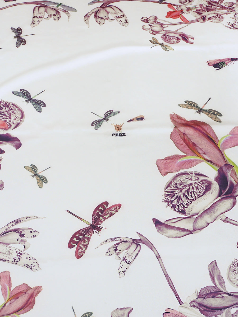 ผ้าพันคอสีขาว Secret Garden